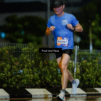 Runner Photo 7761515
