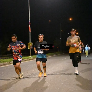 Runner Photo 7761530