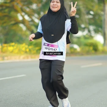 Runner Photo 7761531