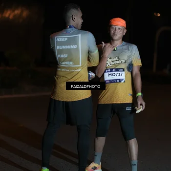 Runner Photo 7761544