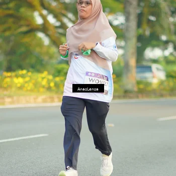 Runner Photo 7761551
