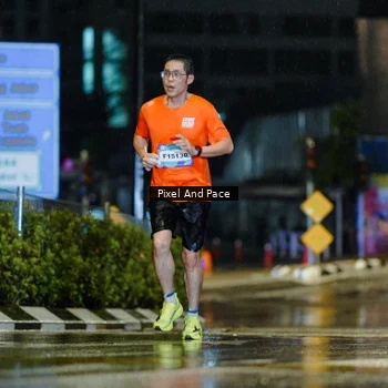 Runner Photo 7761559