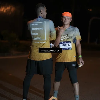Runner Photo 7761560