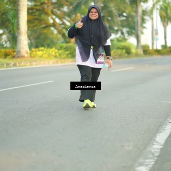Runner Photo 7761589