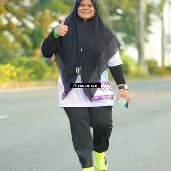 Runner Photo 7761598