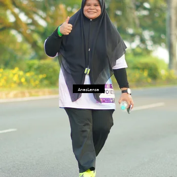 Runner Photo 7761599