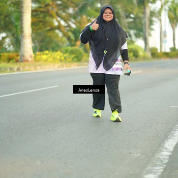Runner Photo 7761602
