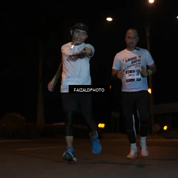 Runner Photo 7761614