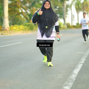 Runner Photo 7761618
