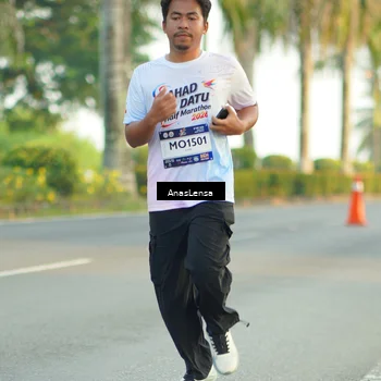 Runner Photo 7761624