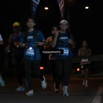 Runner Photo 7761655
