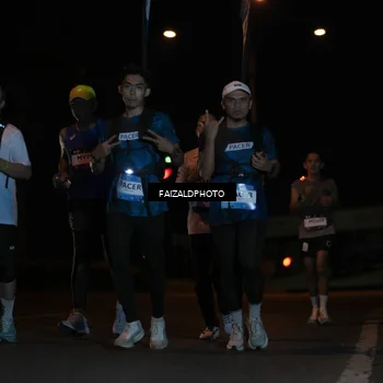 Runner Photo 7761662