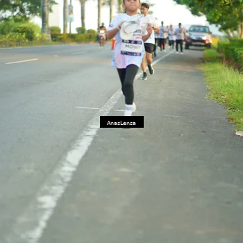 Runner Photo 7761668