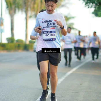 Runner Photo 7761683