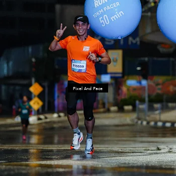 Runner Photo 7761686
