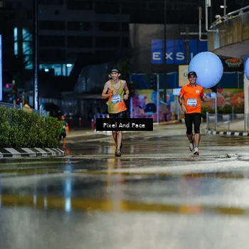 Runner Photo 7761691