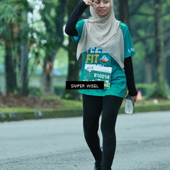 Runner Photo 7761699