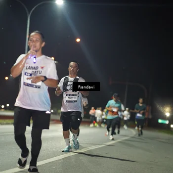 Runner Photo 7761734