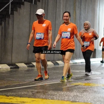 Runner Photo 7761747