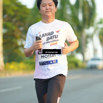 Runner Photo 7761748