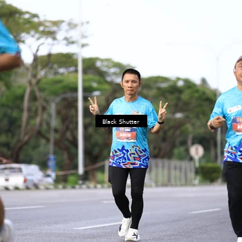 Runner Photo 7761772