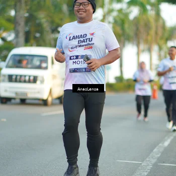 Runner Photo 7761778