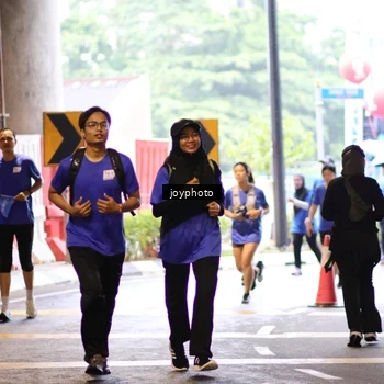 Runner Photo 7761787