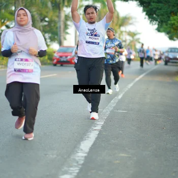 Runner Photo 7761843