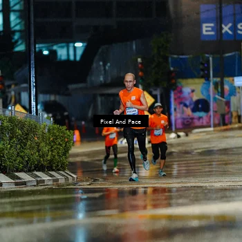 Runner Photo 7761845
