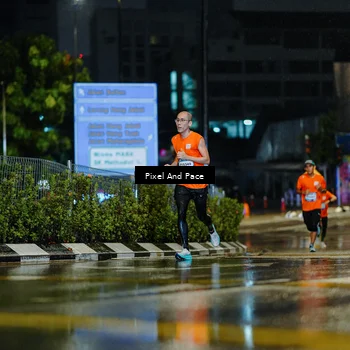 Runner Photo 7761871