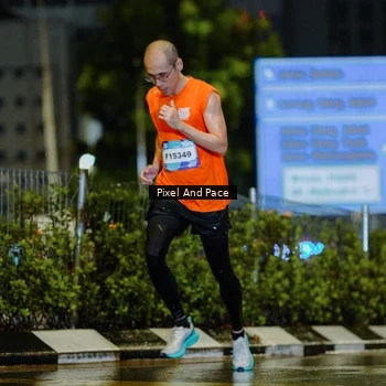 Runner Photo 7761918