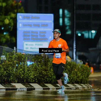 Runner Photo 7761930