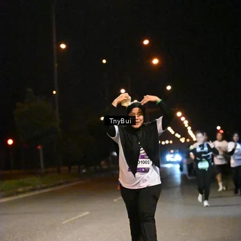Runner Photo 7761942