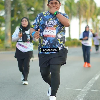 Runner Photo 7761961