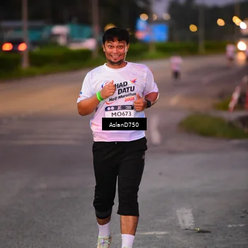 Runner Photo 7761989