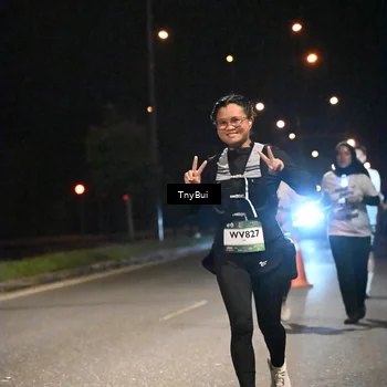 Runner Photo 7762005