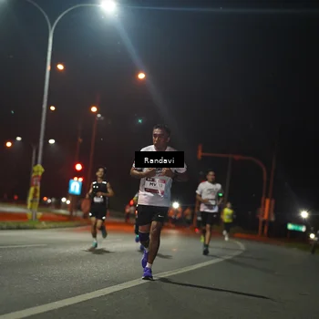 Runner Photo 7762034