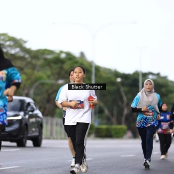 Runner Photo 7762035