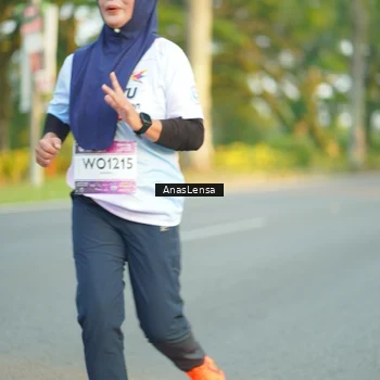 Runner Photo 7762053