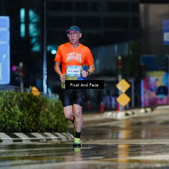 Runner Photo 7762055