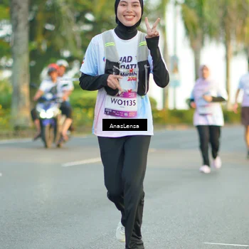 Runner Photo 7762068