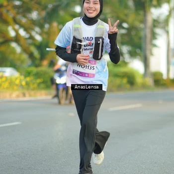 Runner Photo 7762074