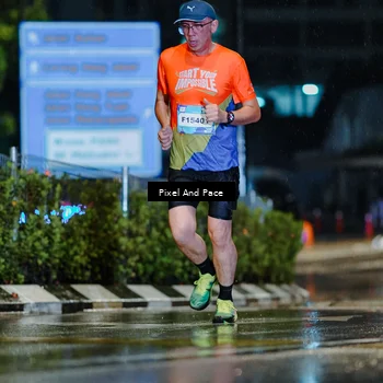Runner Photo 7762087