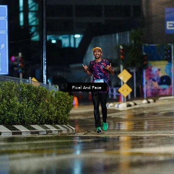 Runner Photo 7762110