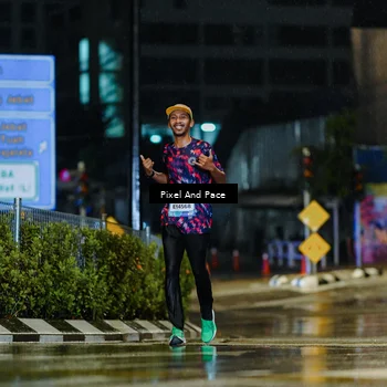 Runner Photo 7762129