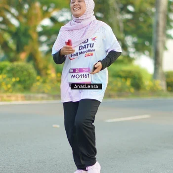 Runner Photo 7762132