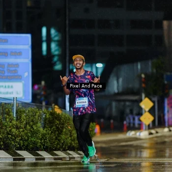 Runner Photo 7762143