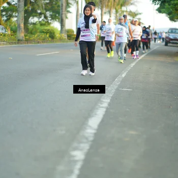 Runner Photo 7762176