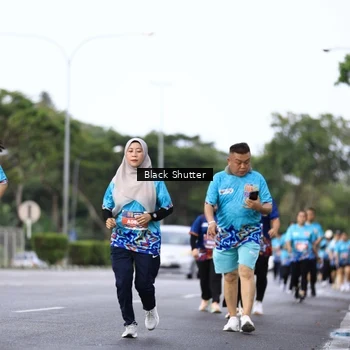 Runner Photo 7762183