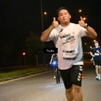 Runner Photo 7762193